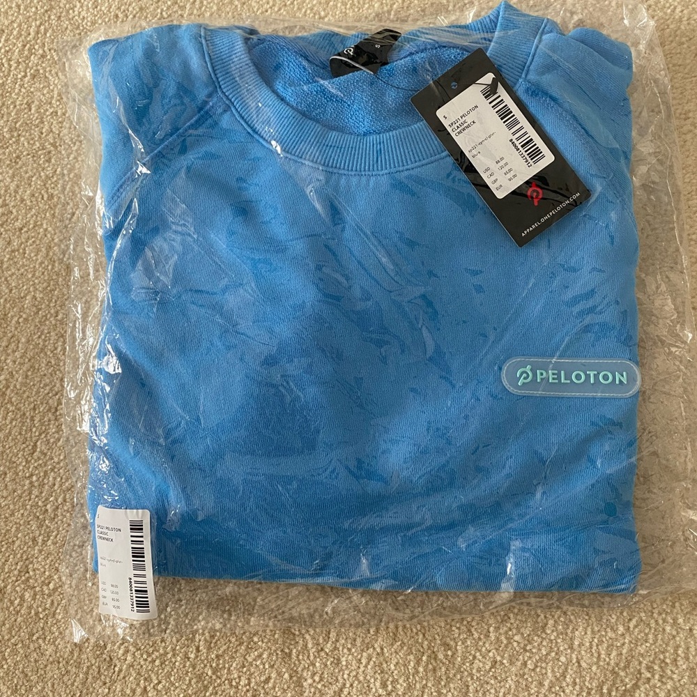 Peloton Classic Crewneck Sweatshirt size Small blue NWT
